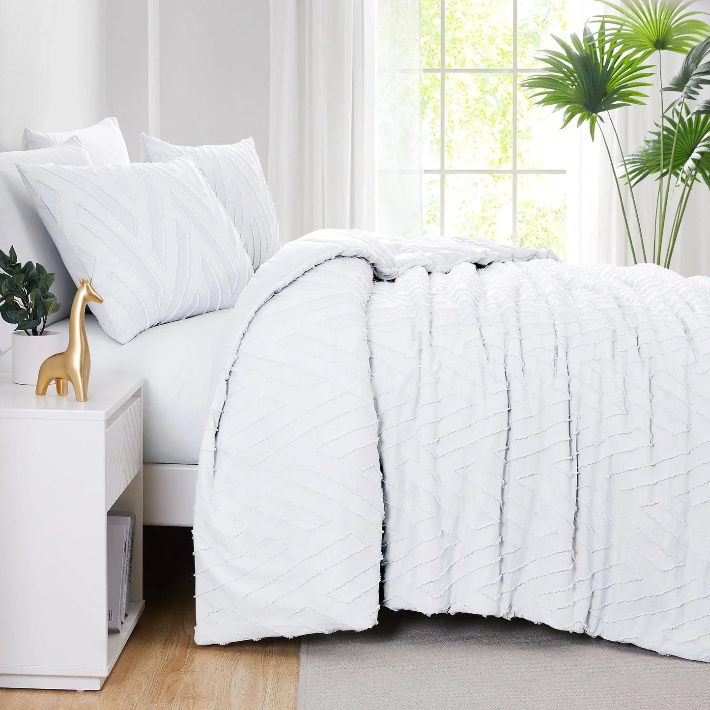 Chevron Pattern Comforter Set, White